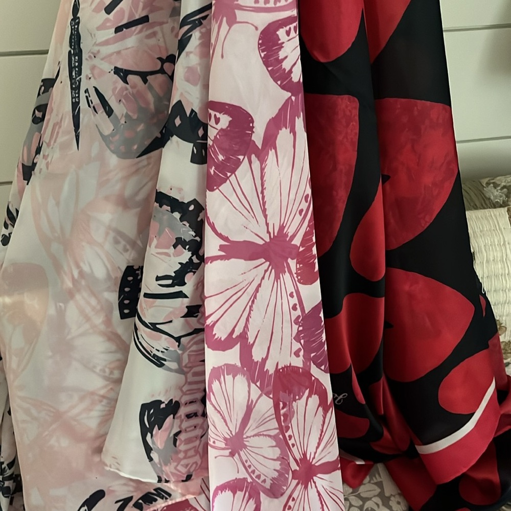 Juicy Couture Pink Patterned Scarves NEW